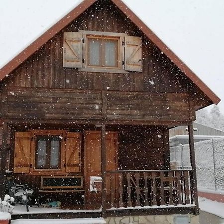 Cabana De Madera Especial Y Acogedora Карденете Экстерьер фото