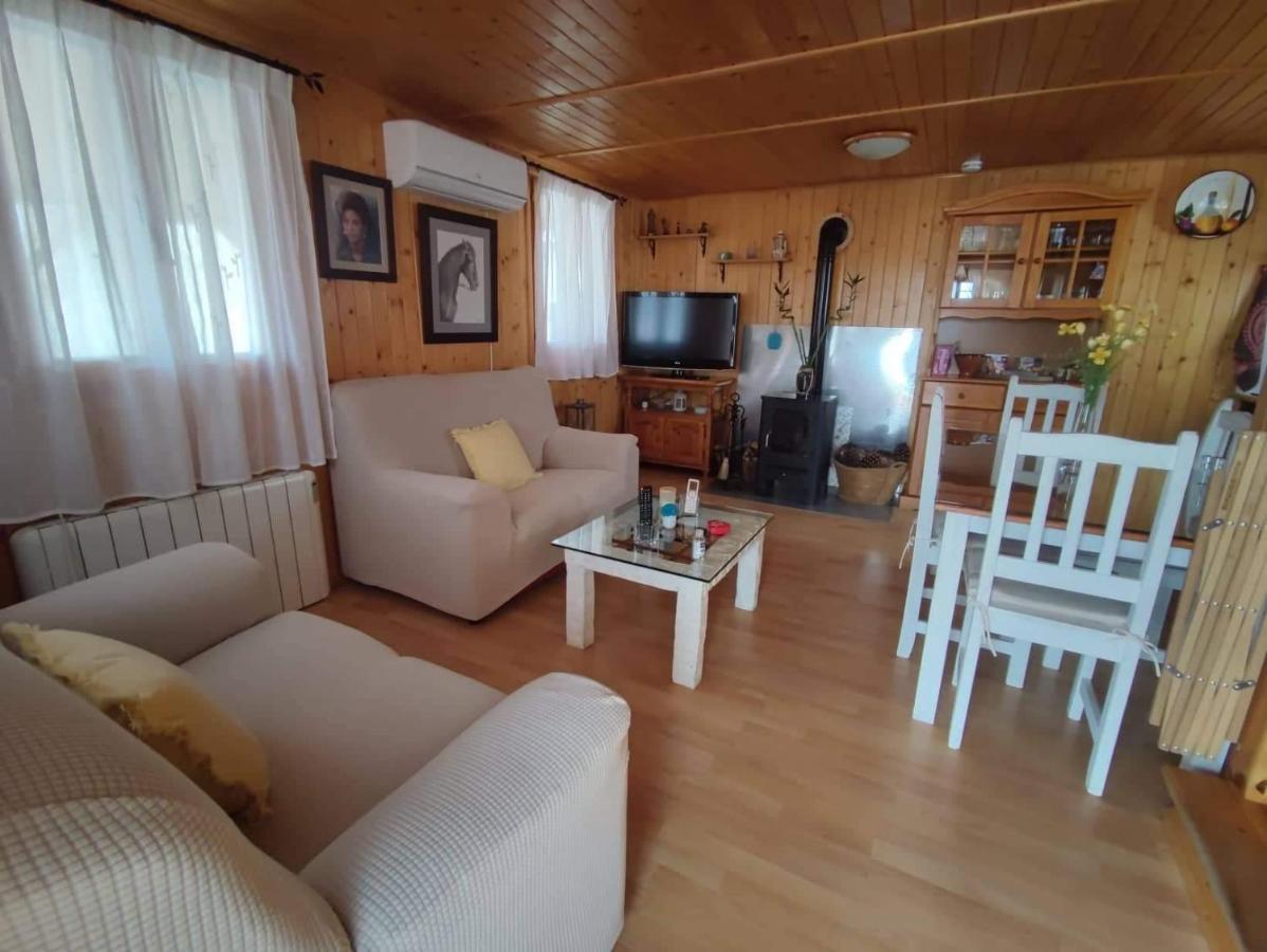 Cabana De Madera Especial Y Acogedora Карденете Экстерьер фото