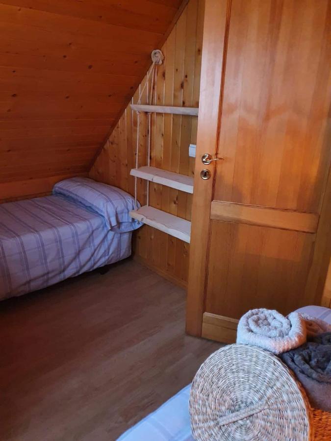 Cabana De Madera Especial Y Acogedora Карденете Экстерьер фото