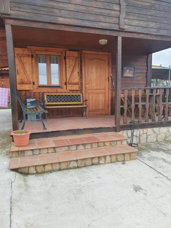 Cabana De Madera Especial Y Acogedora Карденете Экстерьер фото