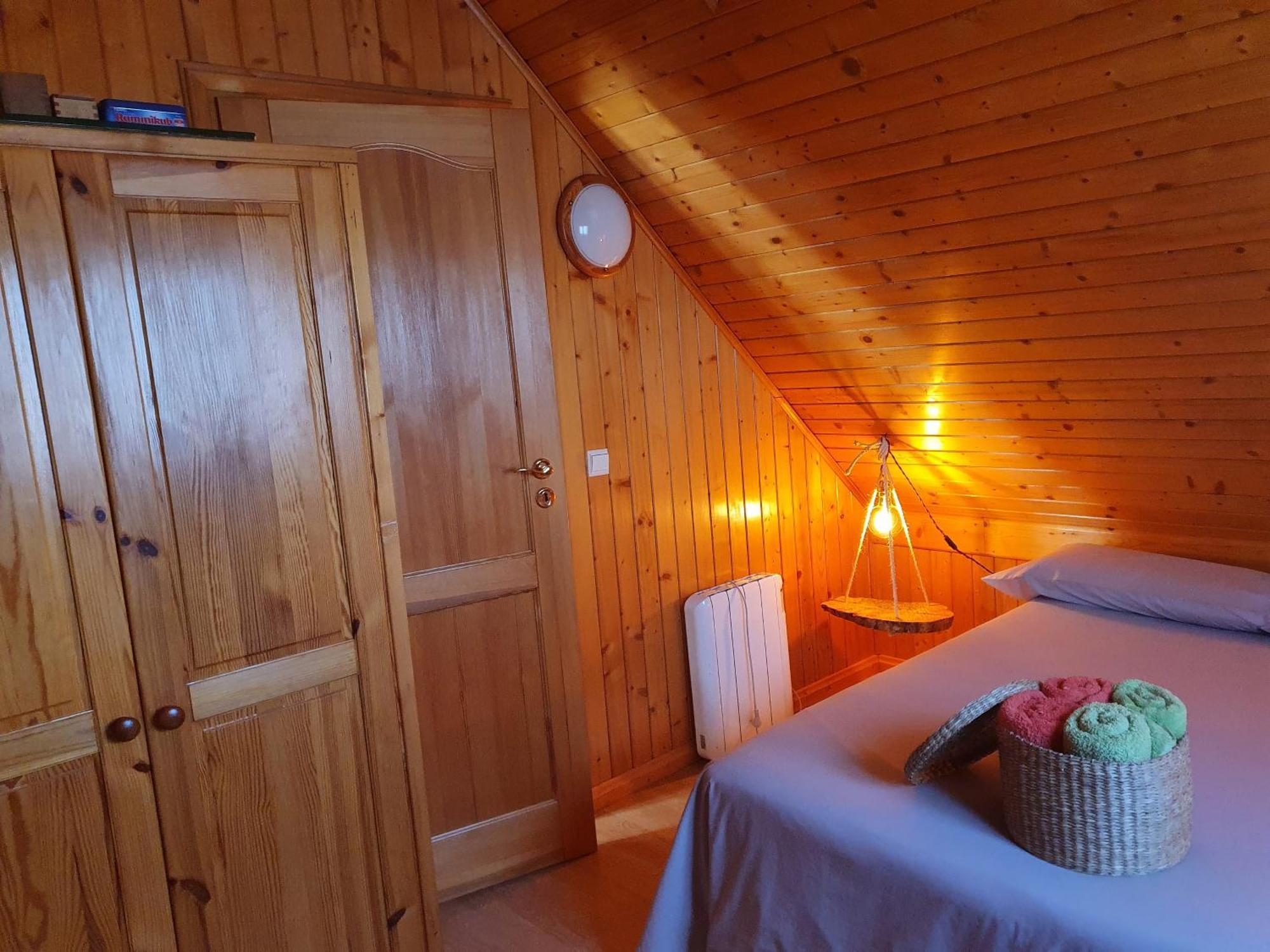 Cabana De Madera Especial Y Acogedora Карденете Экстерьер фото